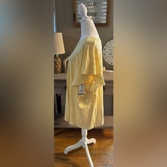 NWT Terra & Sky Tee - Picture 6 of 7